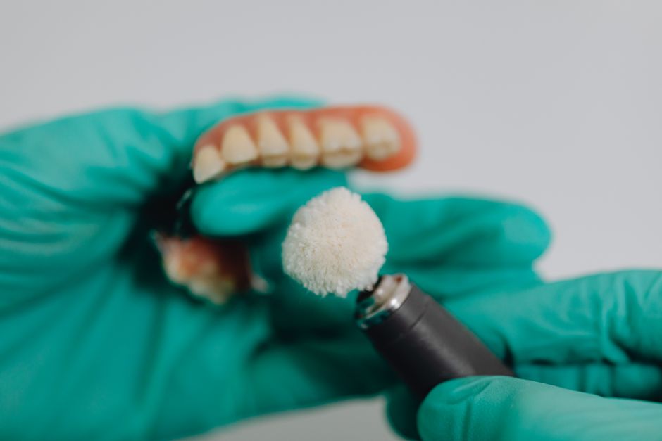 Complete dentures